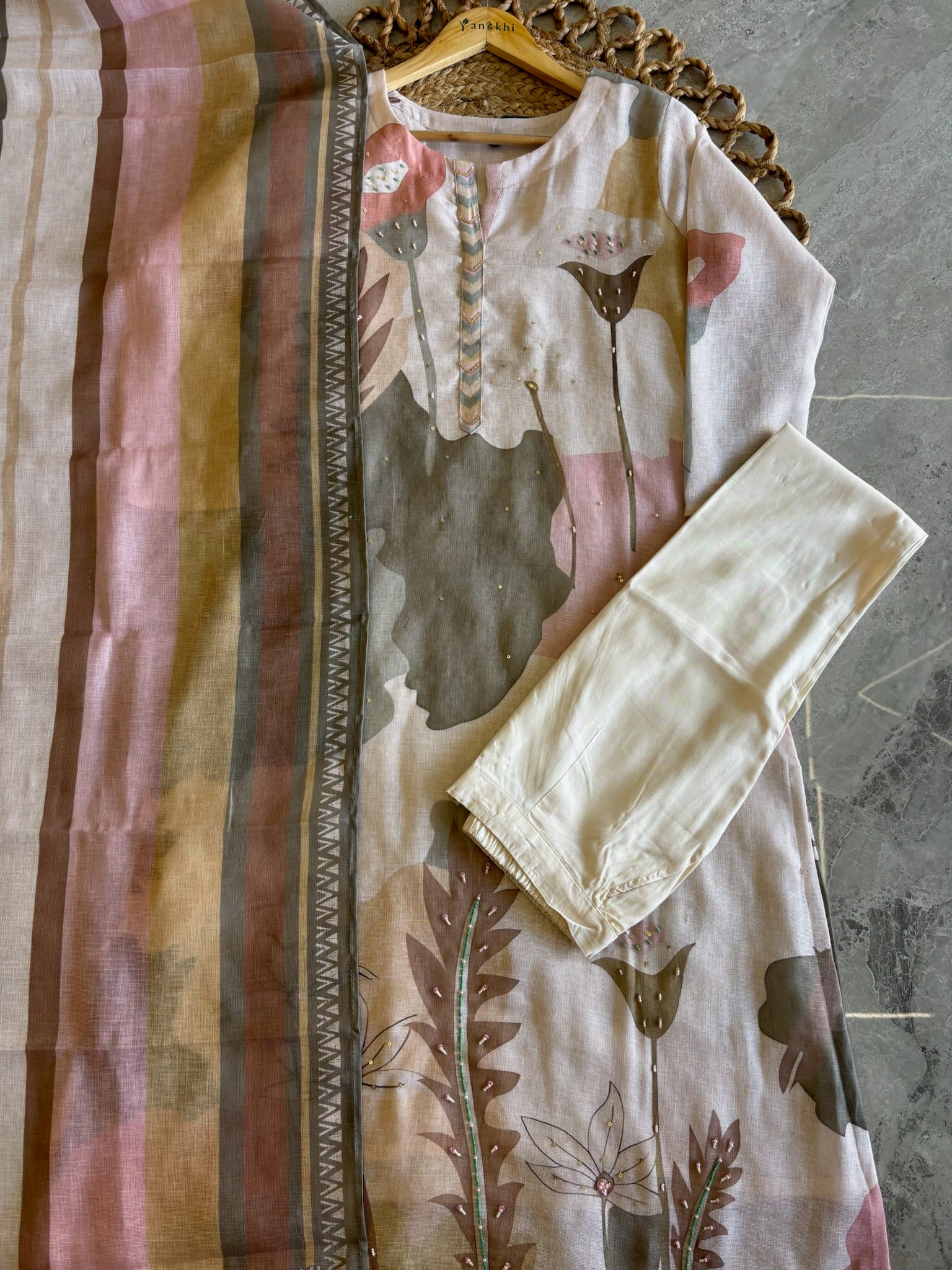 A3953 - Pure Linen Kurti with Minimal Handwork, paired with Pants & Dupatta.