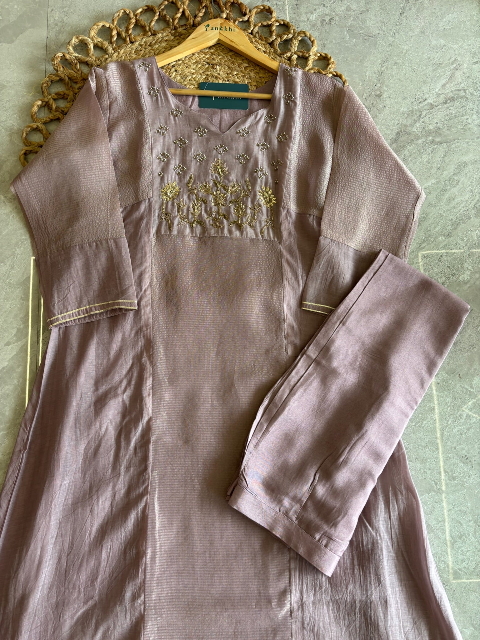 A4141- Mul Chanderi Silk Designer Suit with delicate Handwork, paired with Pants & a Striped Tissue Dupatta.