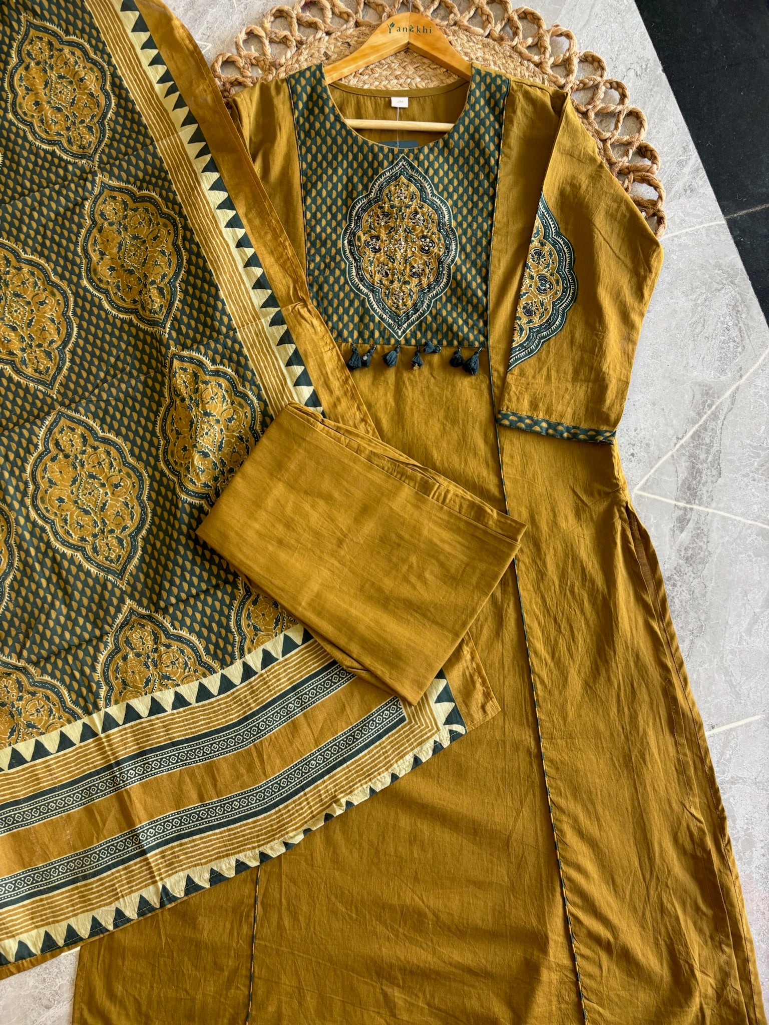A2844- Pure Cotton Kurti with Statement Yoke & Printed Dupatta