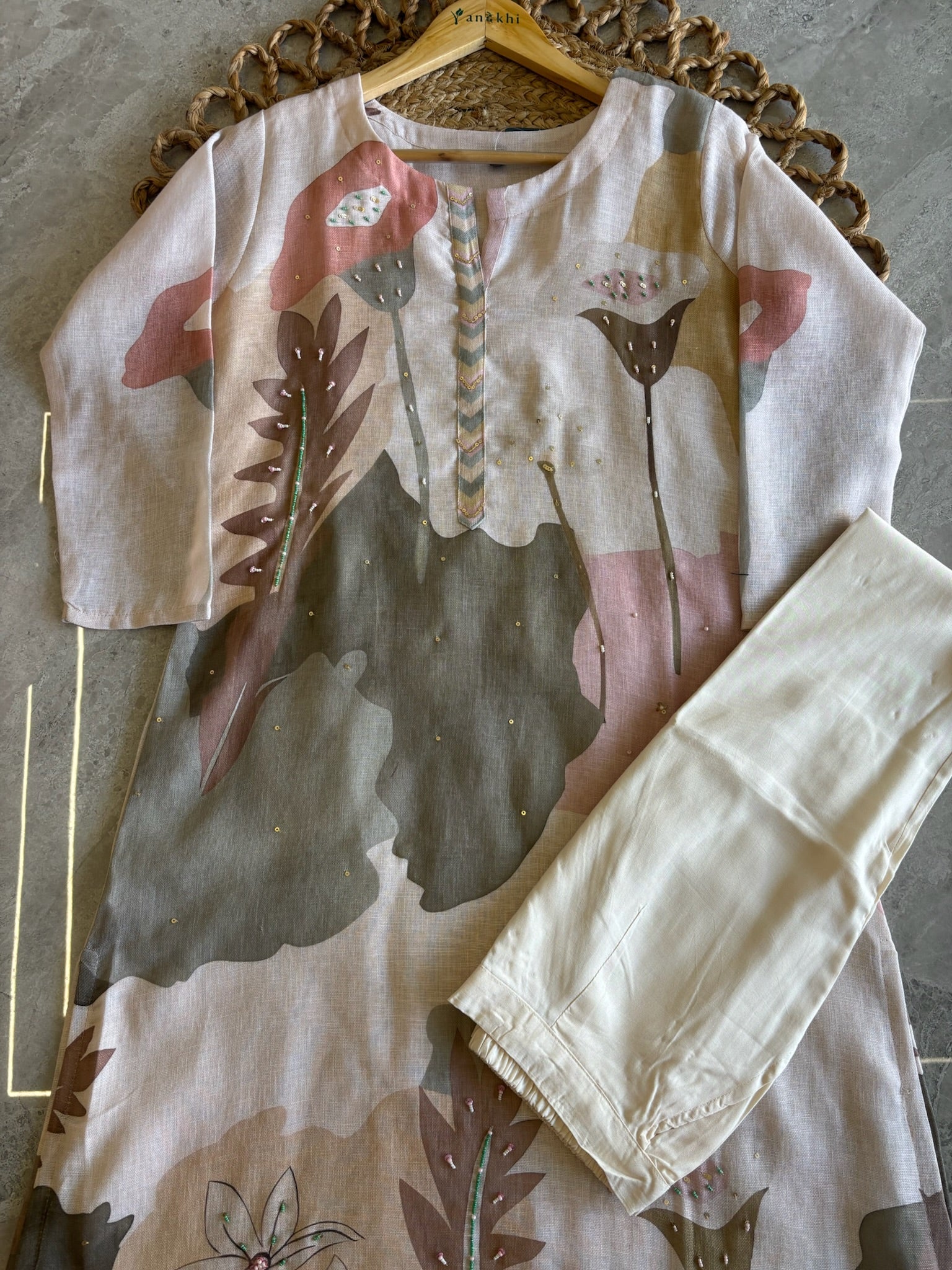 A3953 - Pure Linen Kurti with Minimal Handwork, paired with Pants & Dupatta.