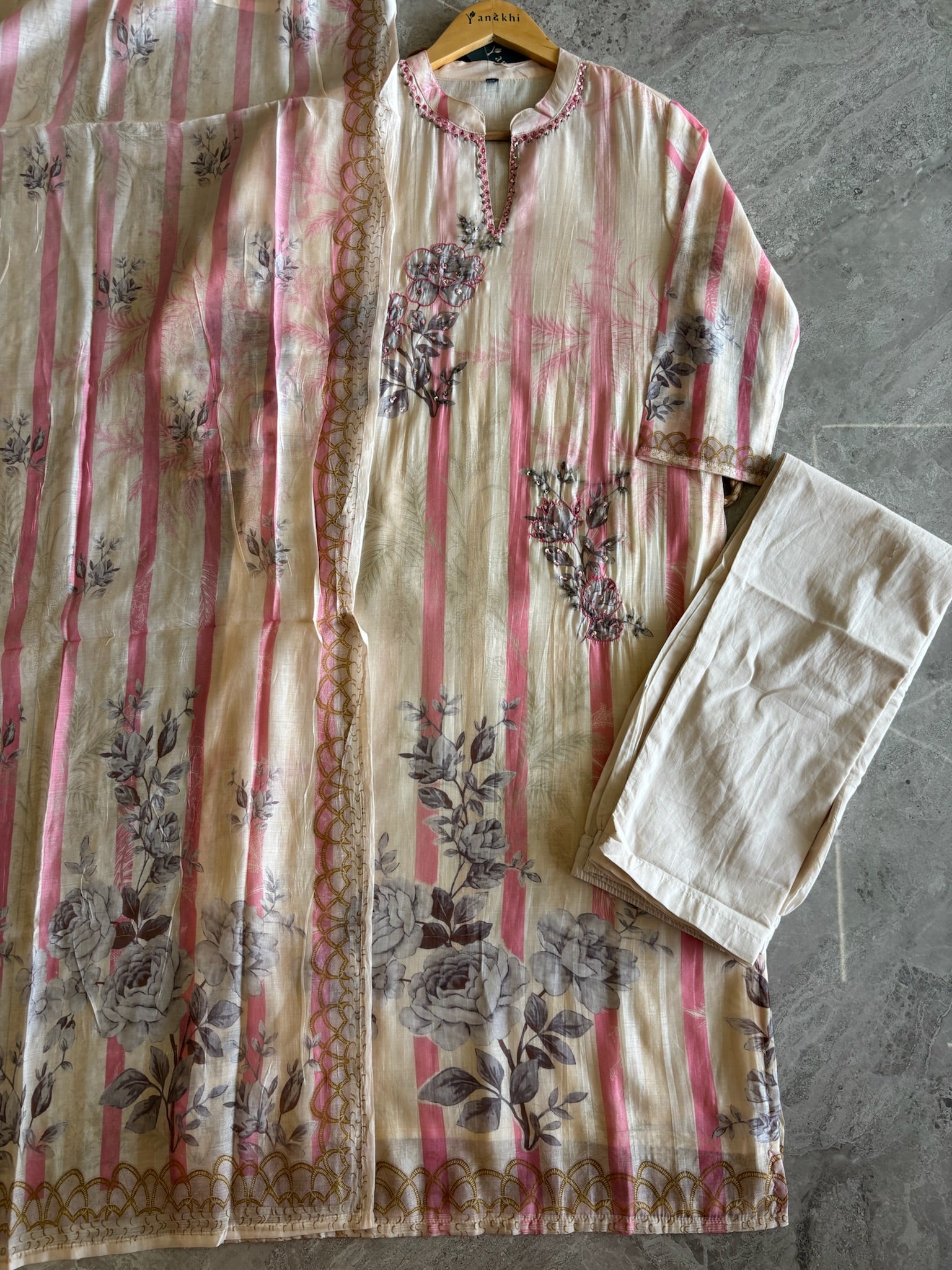 A3920- Muslin Kurti with Stripe Prints & Minimal Handwork detailing, paired with Pants & Dupatta