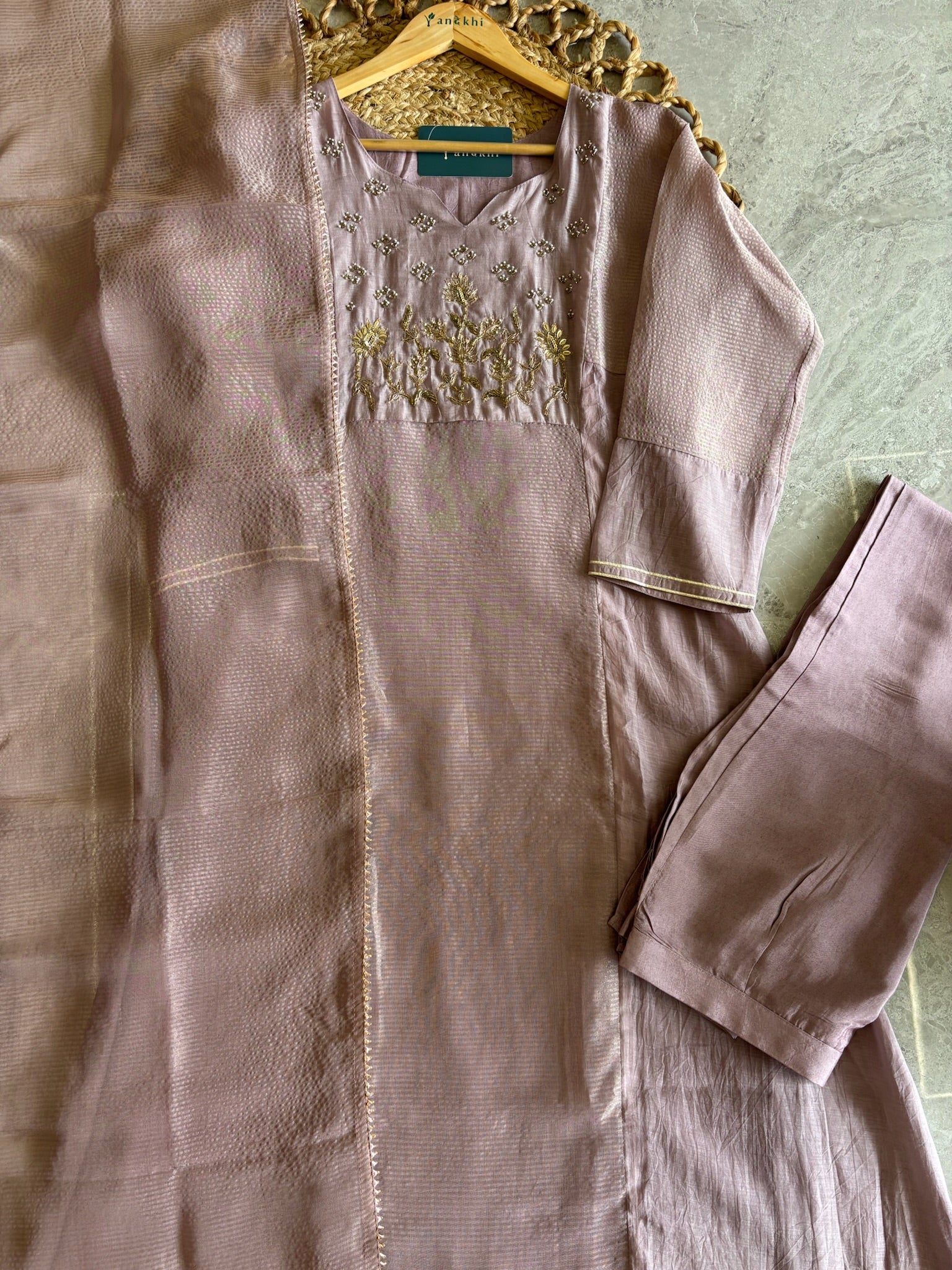 A4141- Mul Chanderi Silk Designer Suit with delicate Handwork, paired with Pants & a Striped Tissue Dupatta.